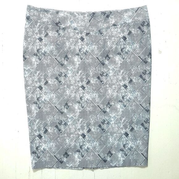Michel Studio waffle grid black and white midi skirt - Picture 1 of 6